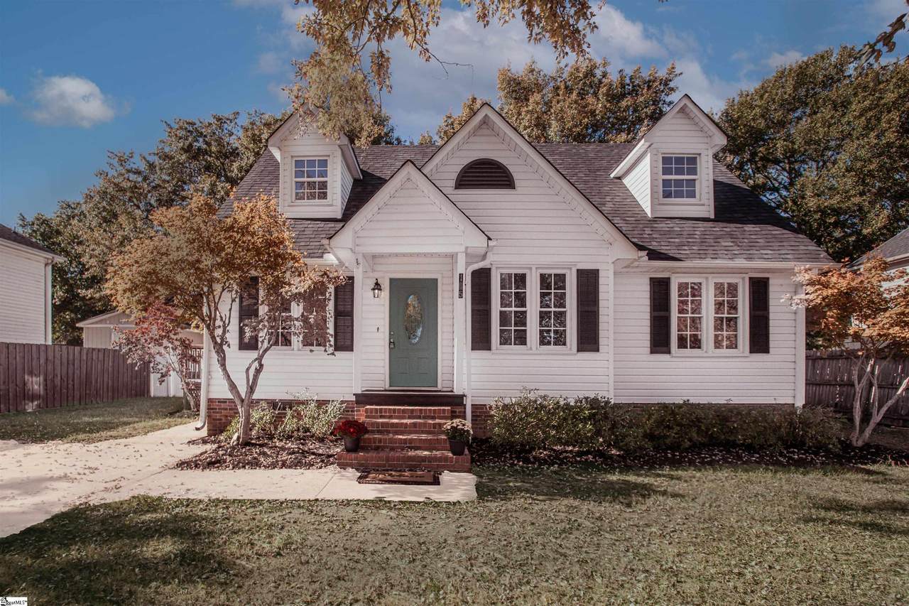 105 Creek Drive - Photo 1