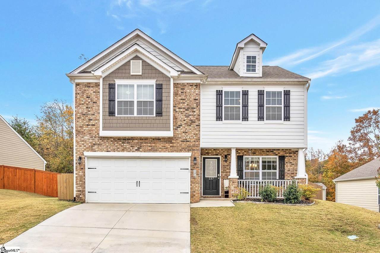 237 Hartwood Lake Lane - Photo 1