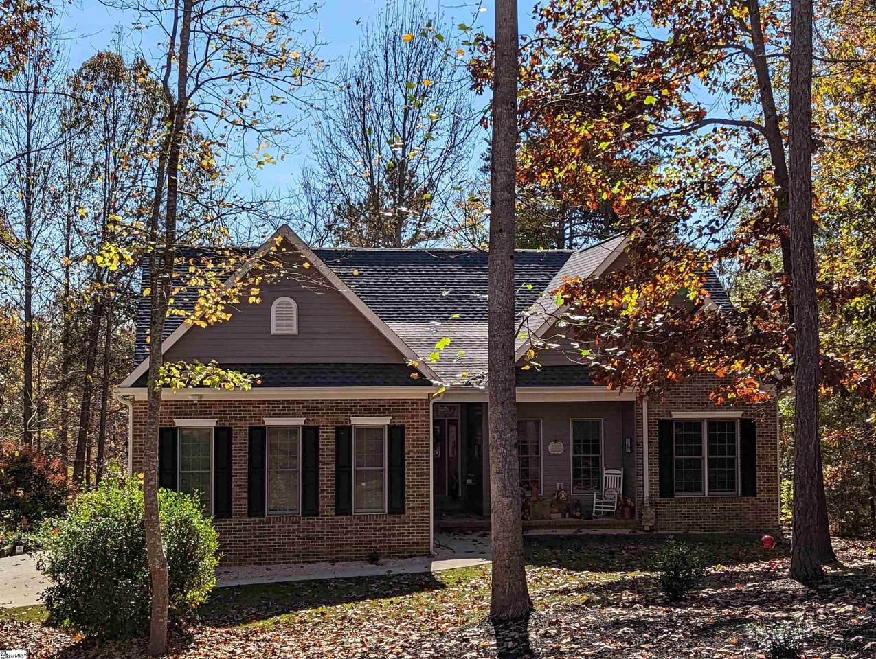 211 Palmer Lane - Photo 1