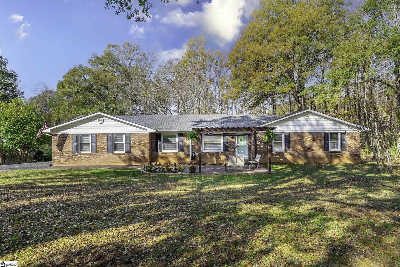 109 Sun Valley Drive - Photo 1
