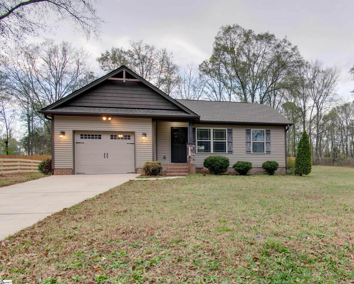 5010 Bragg Road - Photo 1