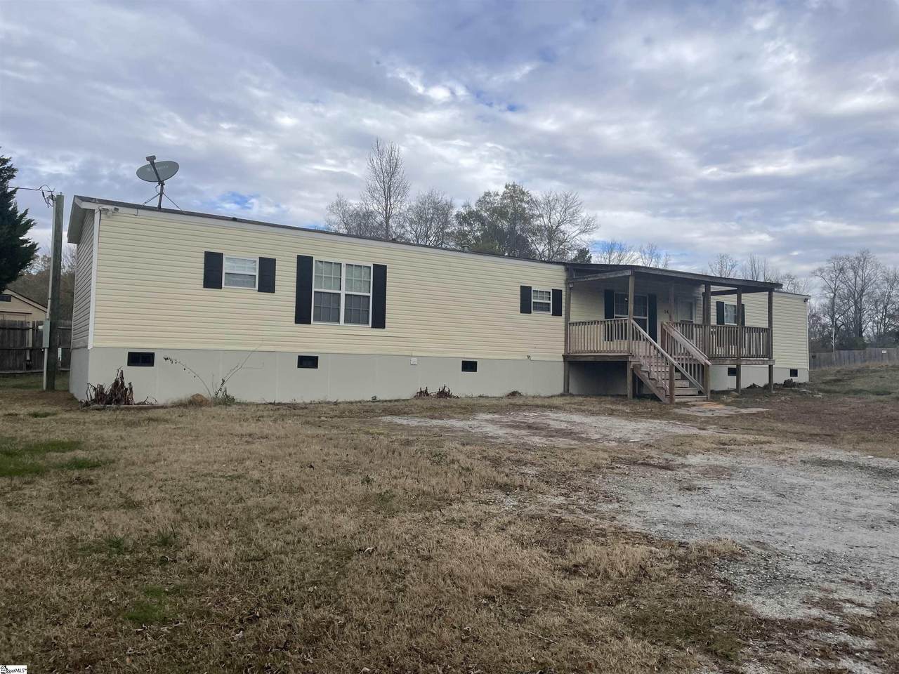1422 Harrelson Road - Photo 1