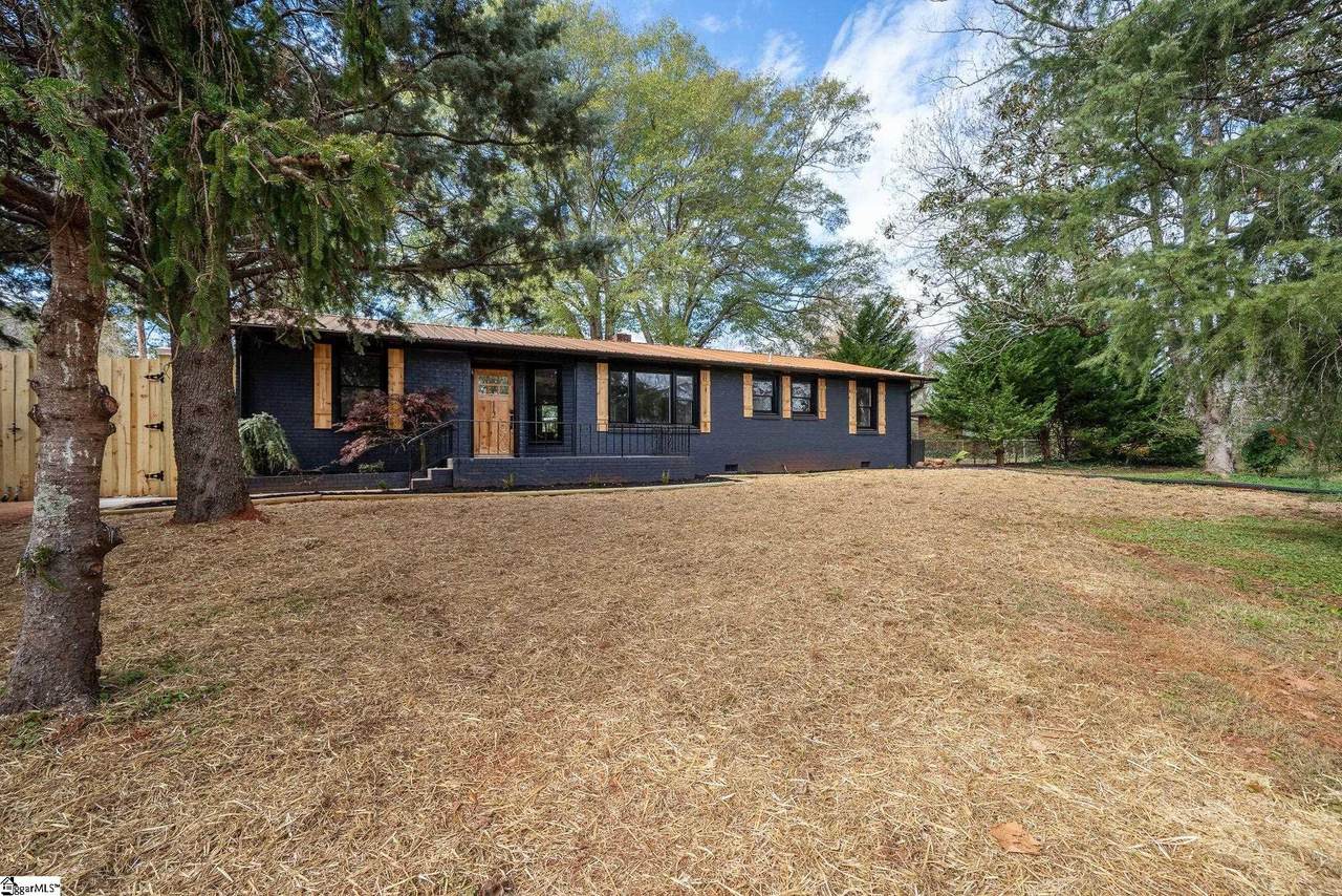 112 E Scenic Lane - Photo 1