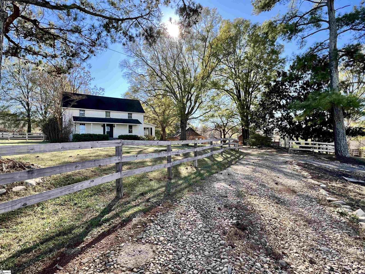 560 Rogers Road - Photo 1