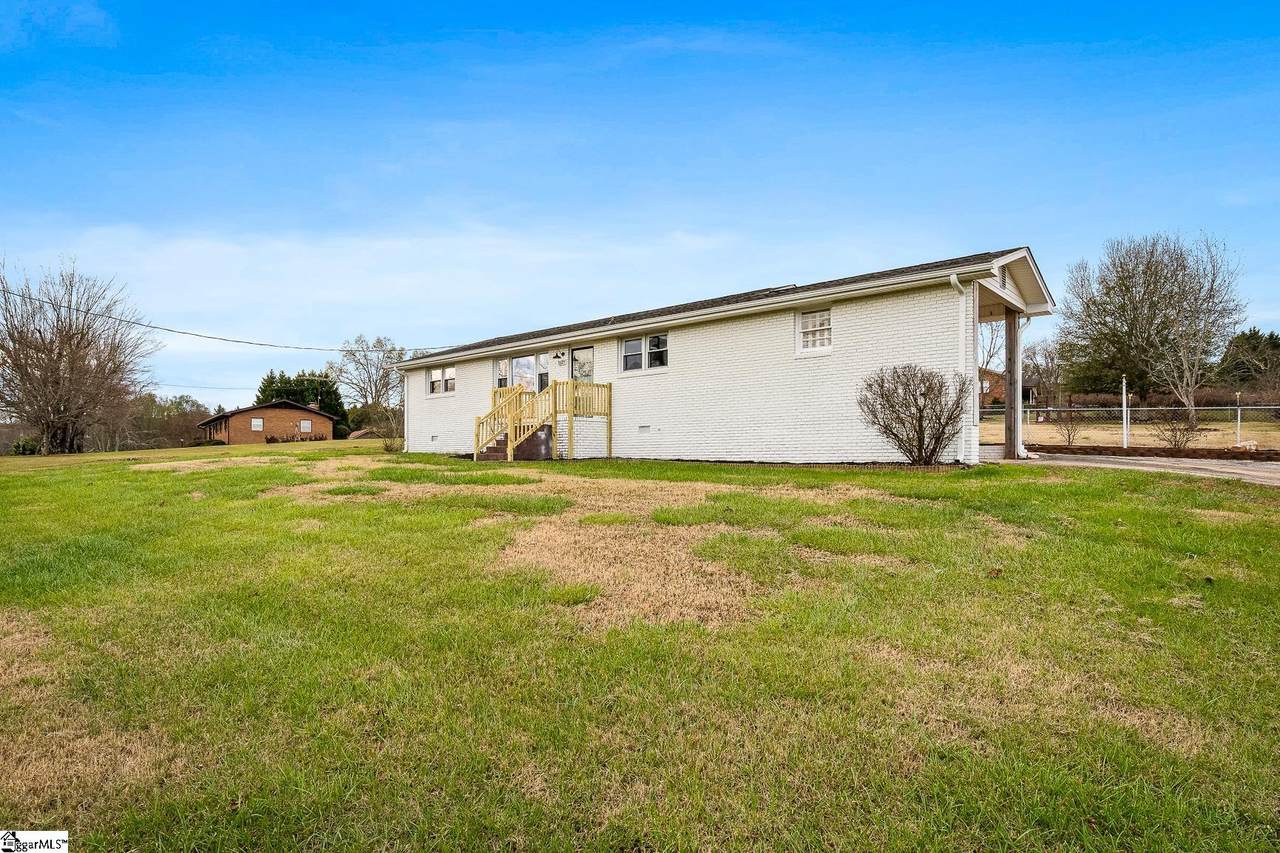 1527 Memorial Dr. Extension - Photo 1