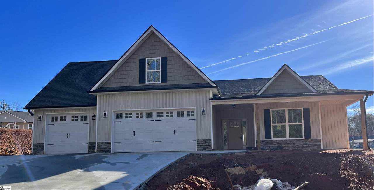214 Inlet Pointe Drive - Photo 1