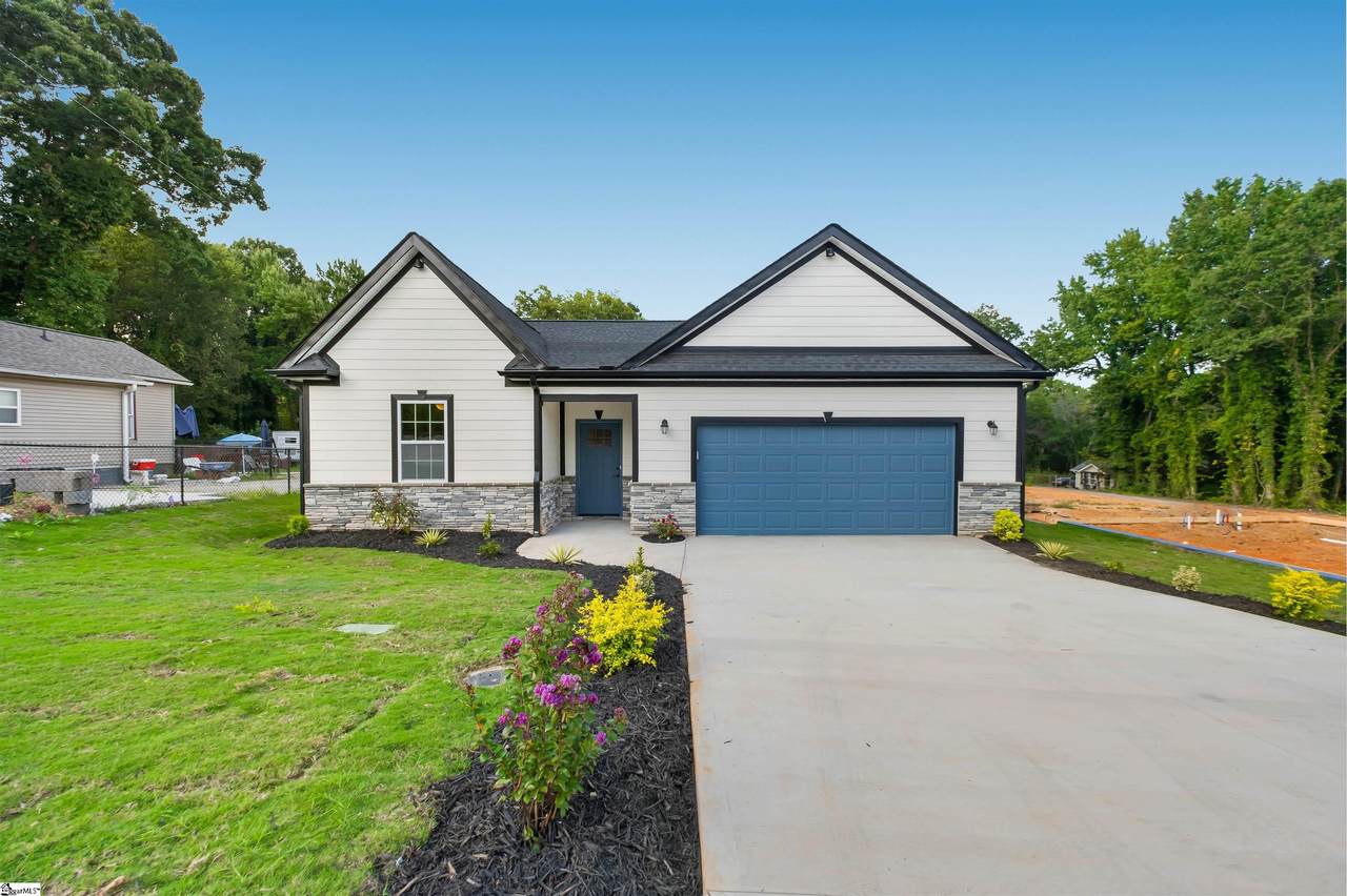 421 Highland Avenue - Photo 1