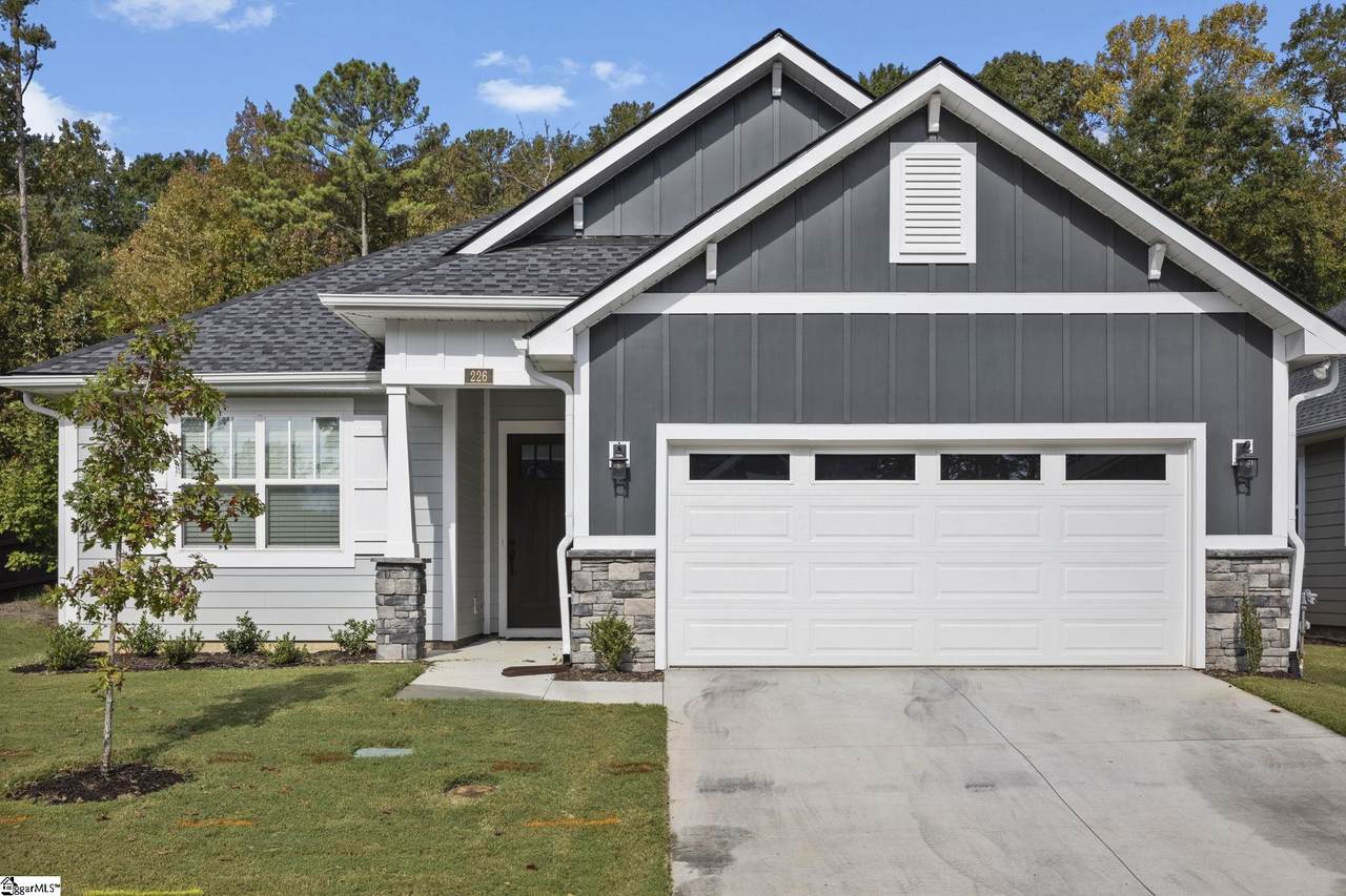 226 Holly Branch Place - Photo 1