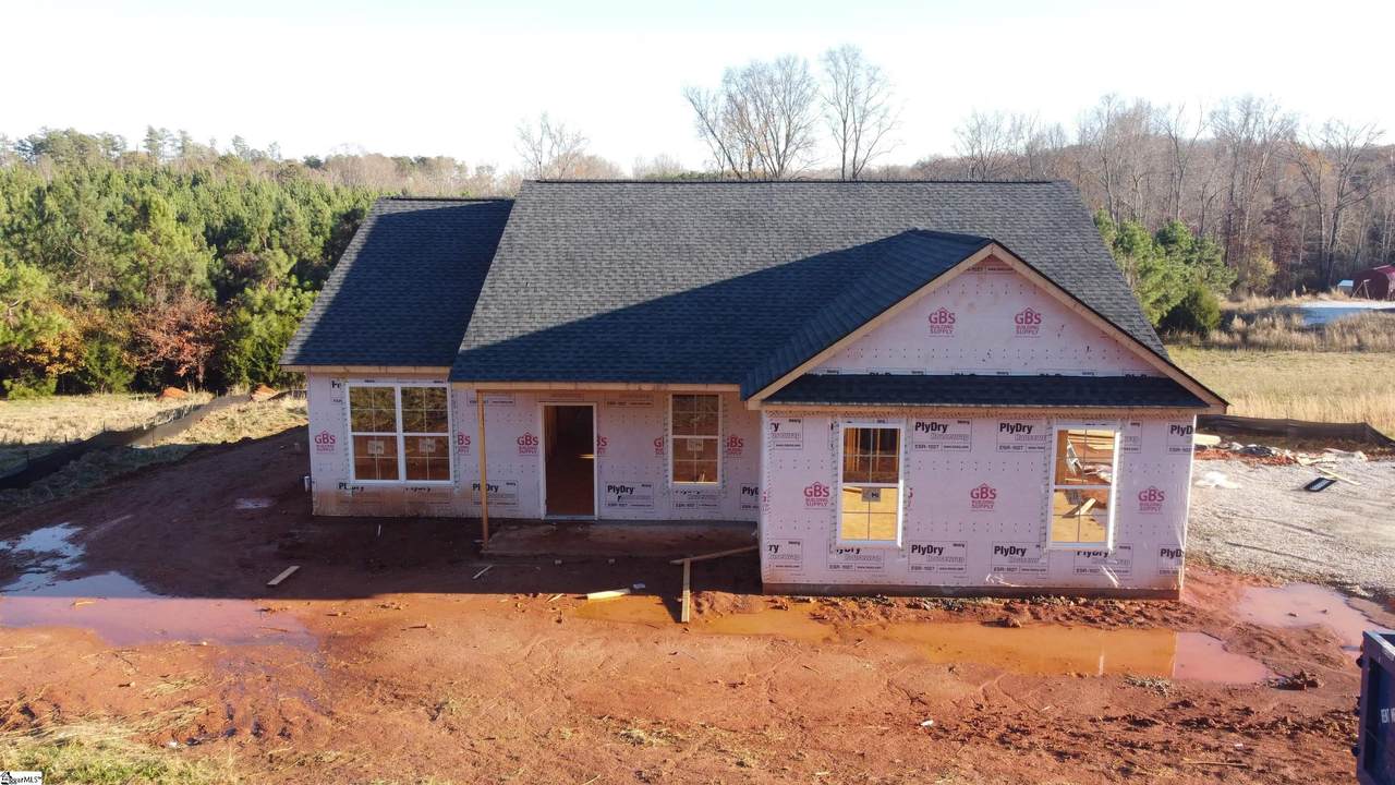 723 Mile Creek Road - Photo 1