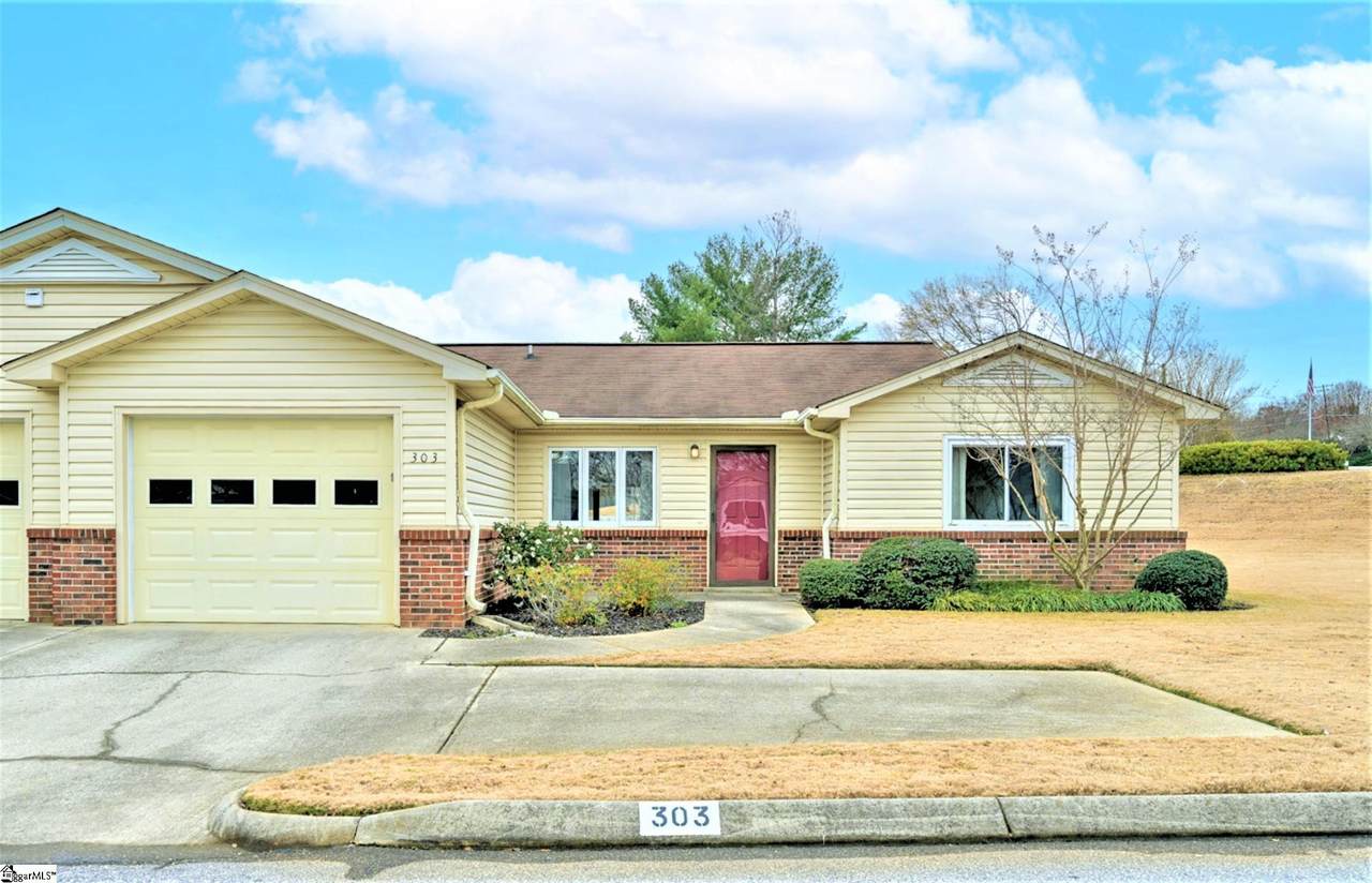 303 Lakeside Terrace - Photo 1