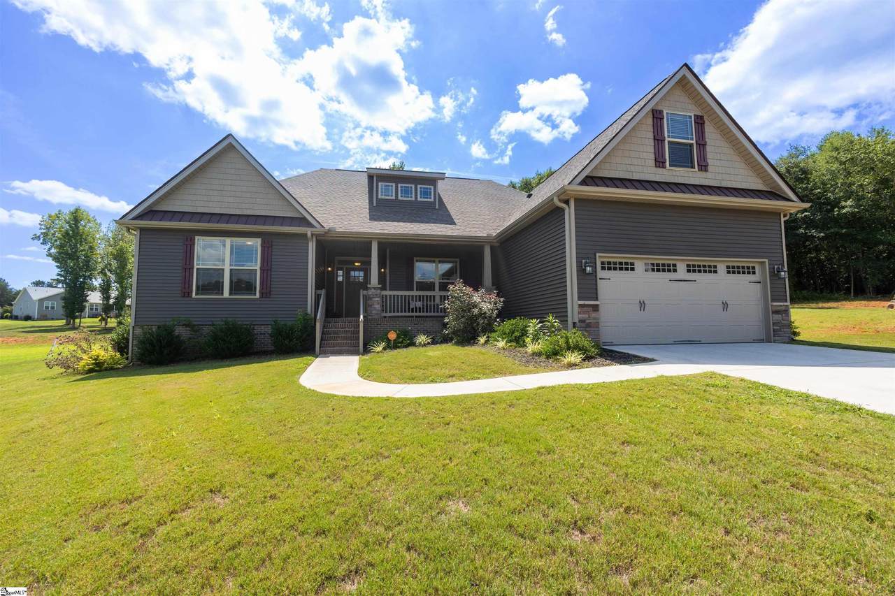 203 Blacksmith Court - Photo 1
