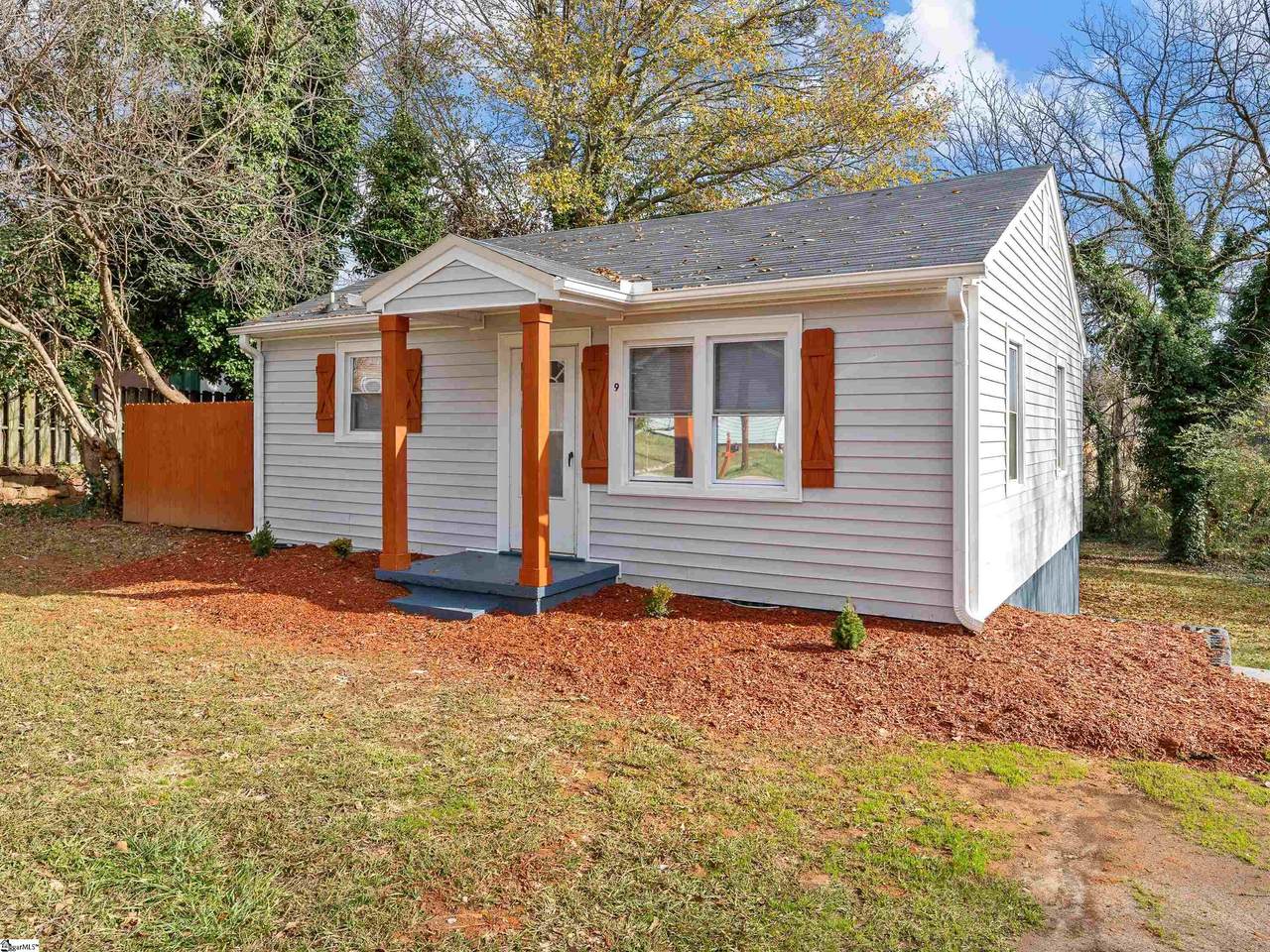 9 Burgess Avenue - Photo 1