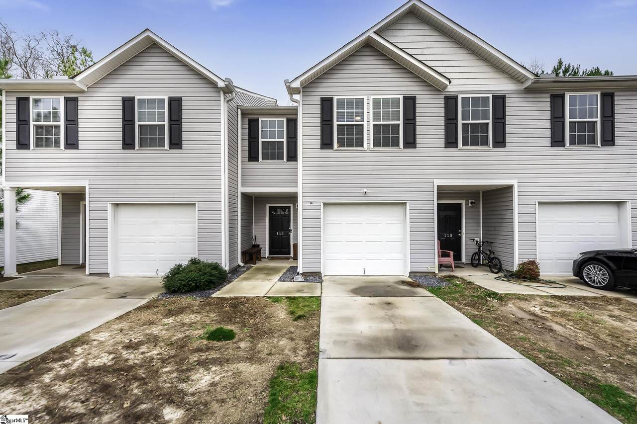 113 Evonshire Boulevard - Photo 1