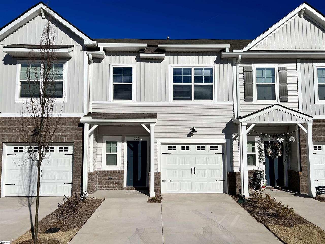 329 Hollenbeck Place - Photo 1