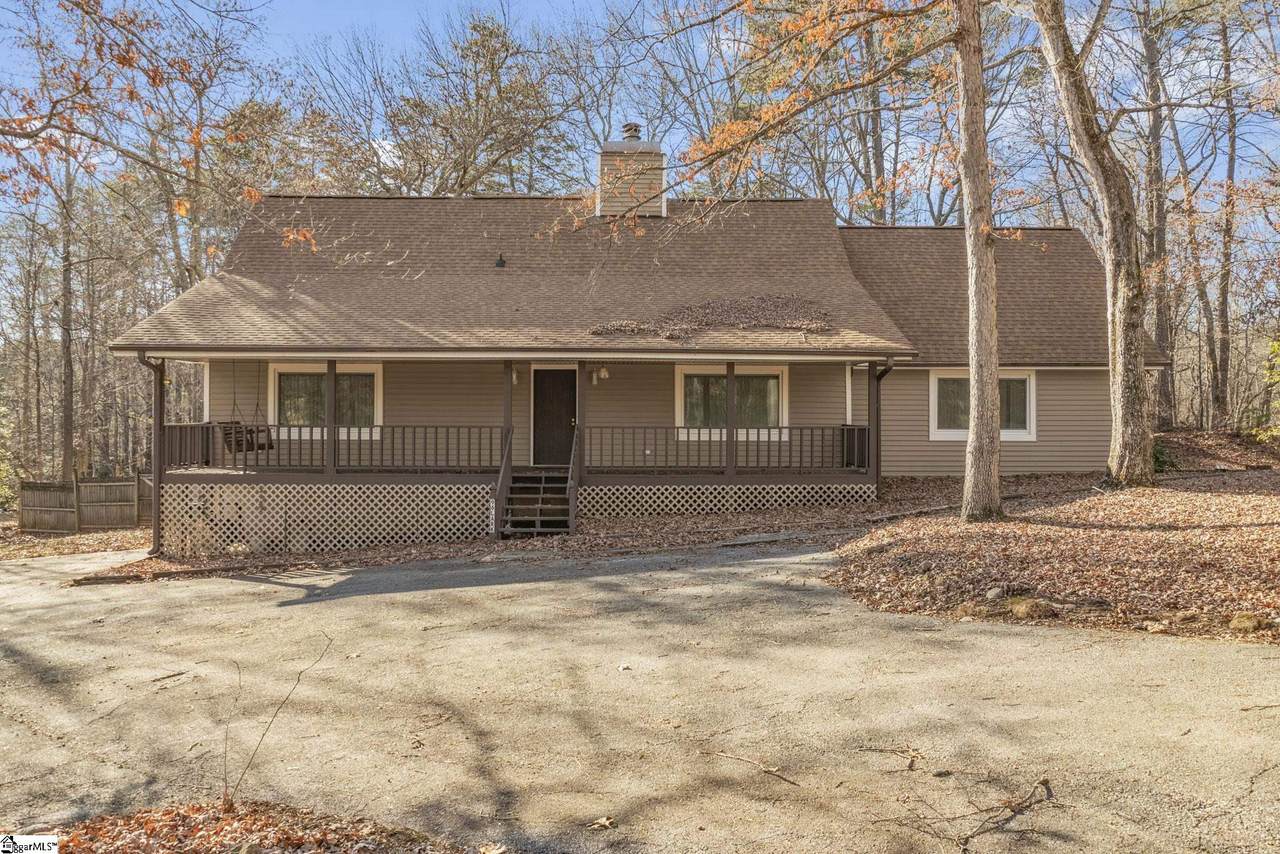96 Lark Drive - Photo 1