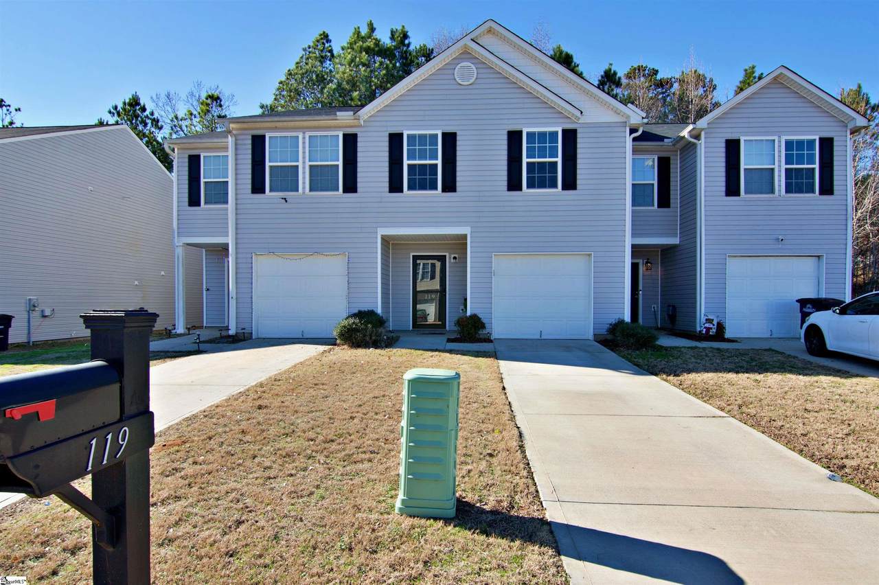119 Evonshire Boulevard - Photo 1