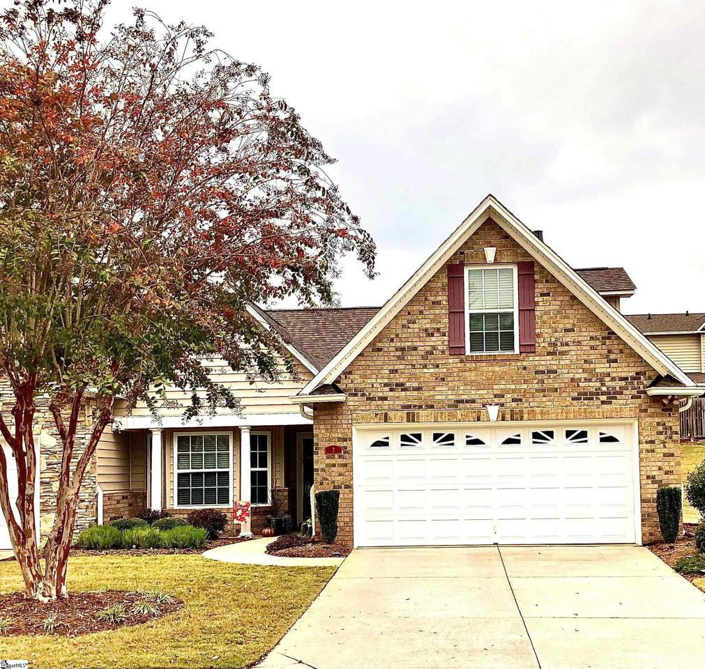7 Pelham Springs Place - Photo 1