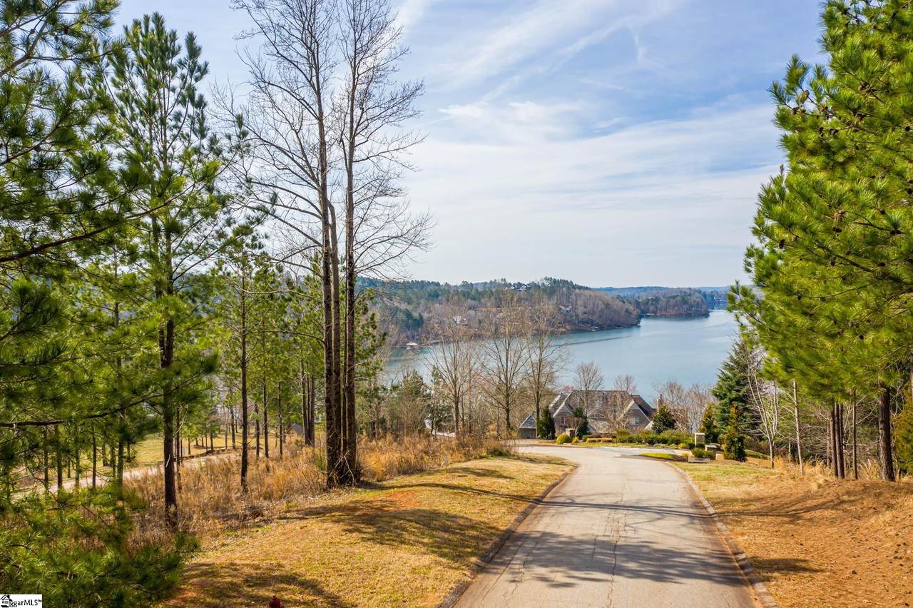 235 Long Ridge Drive - Photo 1