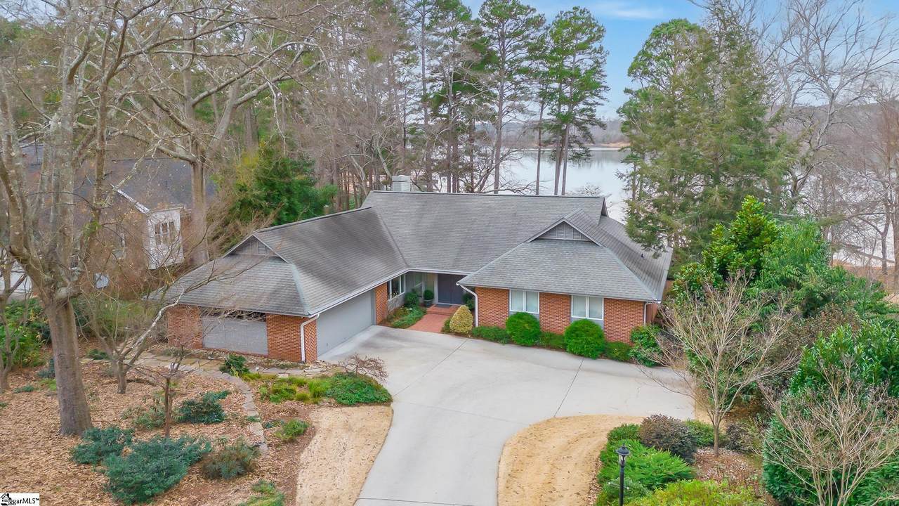 108 Lakeside Court - Photo 1