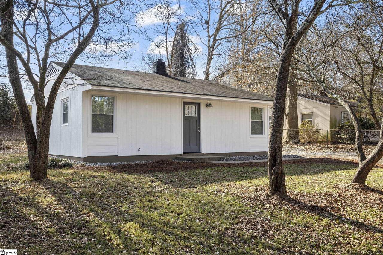404 Stewart Circle - Photo 1