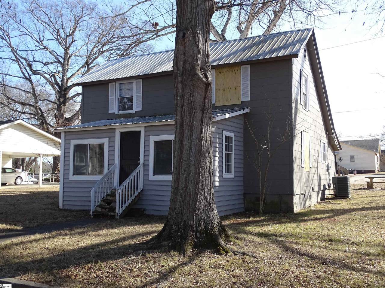 20 F Street - Photo 1