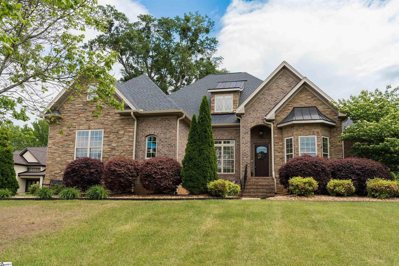 104 Chilko Court - Photo 1