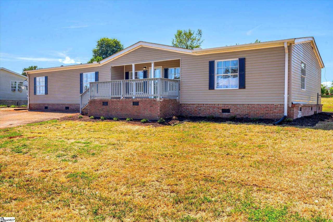421 Roe Road - Photo 1