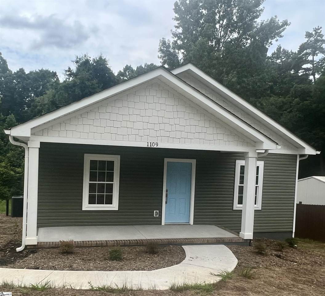 1109 Gordon Extension - Photo 1