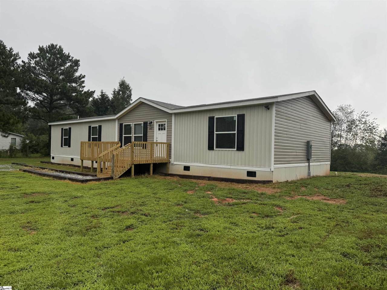 365 Buncombe Road - Photo 1