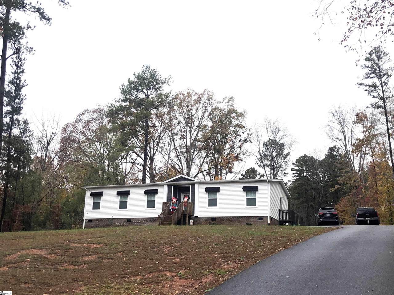 539 Sutton Road - Photo 1