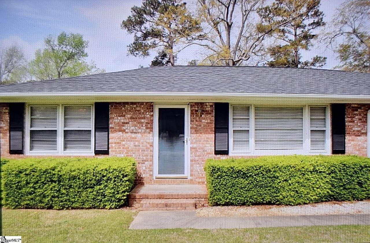109 Manning Road - Photo 1