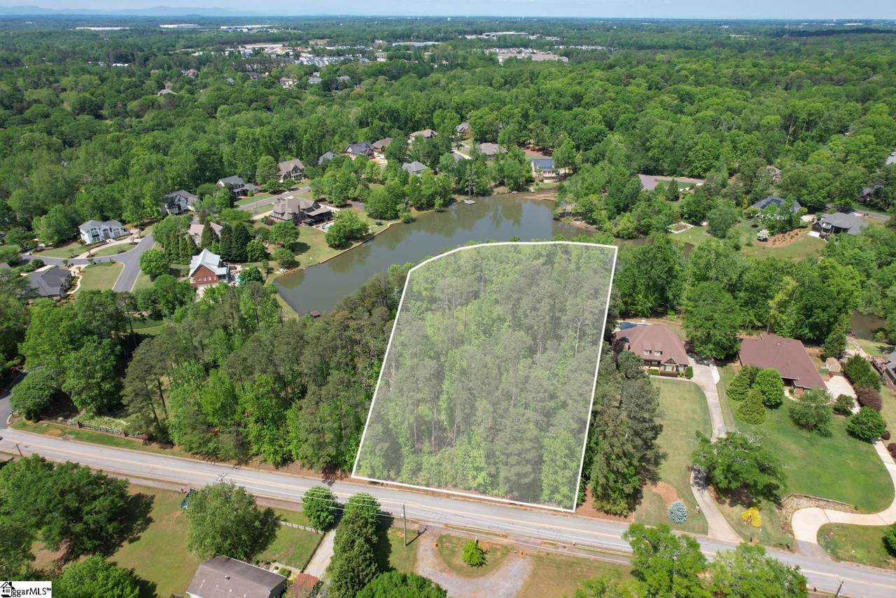 736 Willis Road - Photo 1