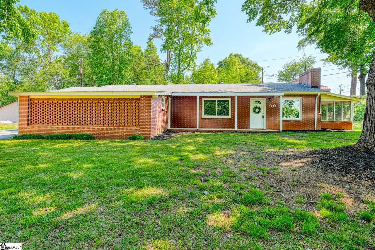 1004 Blanton Place - Photo 1