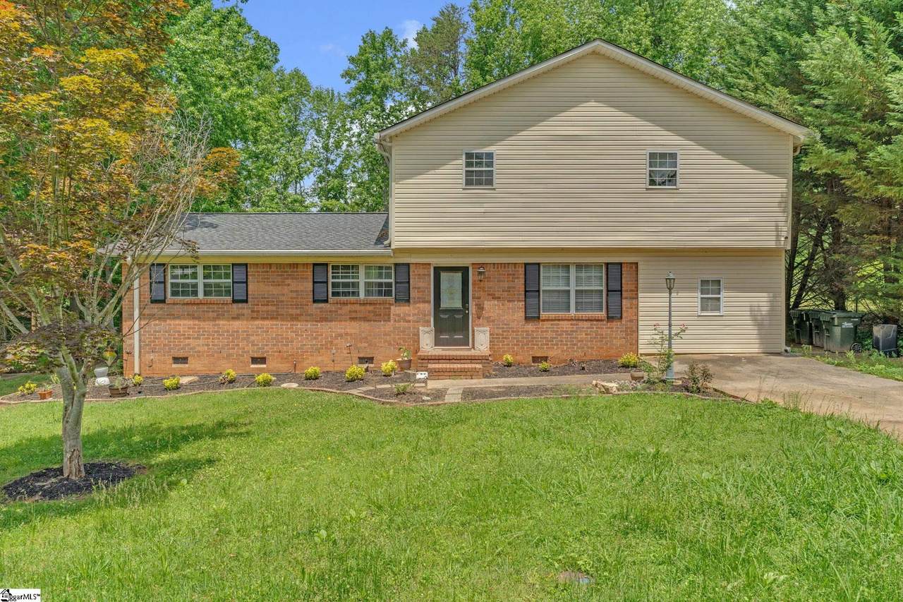24 Carriage Drive - Photo 1