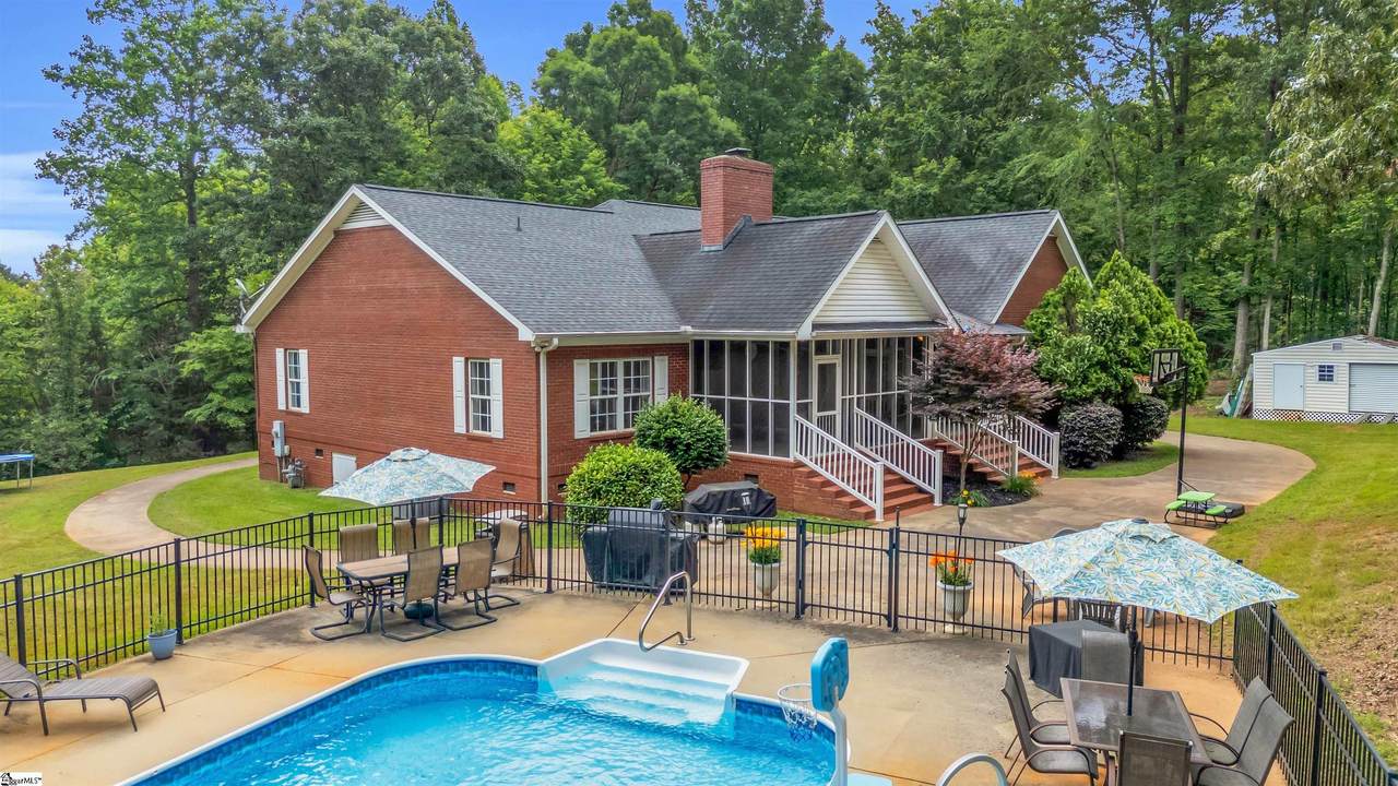 3121 Hwy 25 - Photo 1