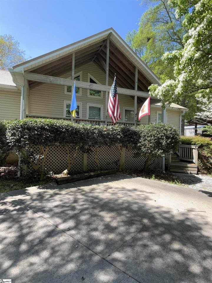 106 Stonegate Court - Photo 1