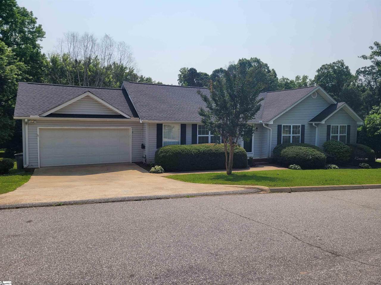 2 Mountainside Way - Photo 1