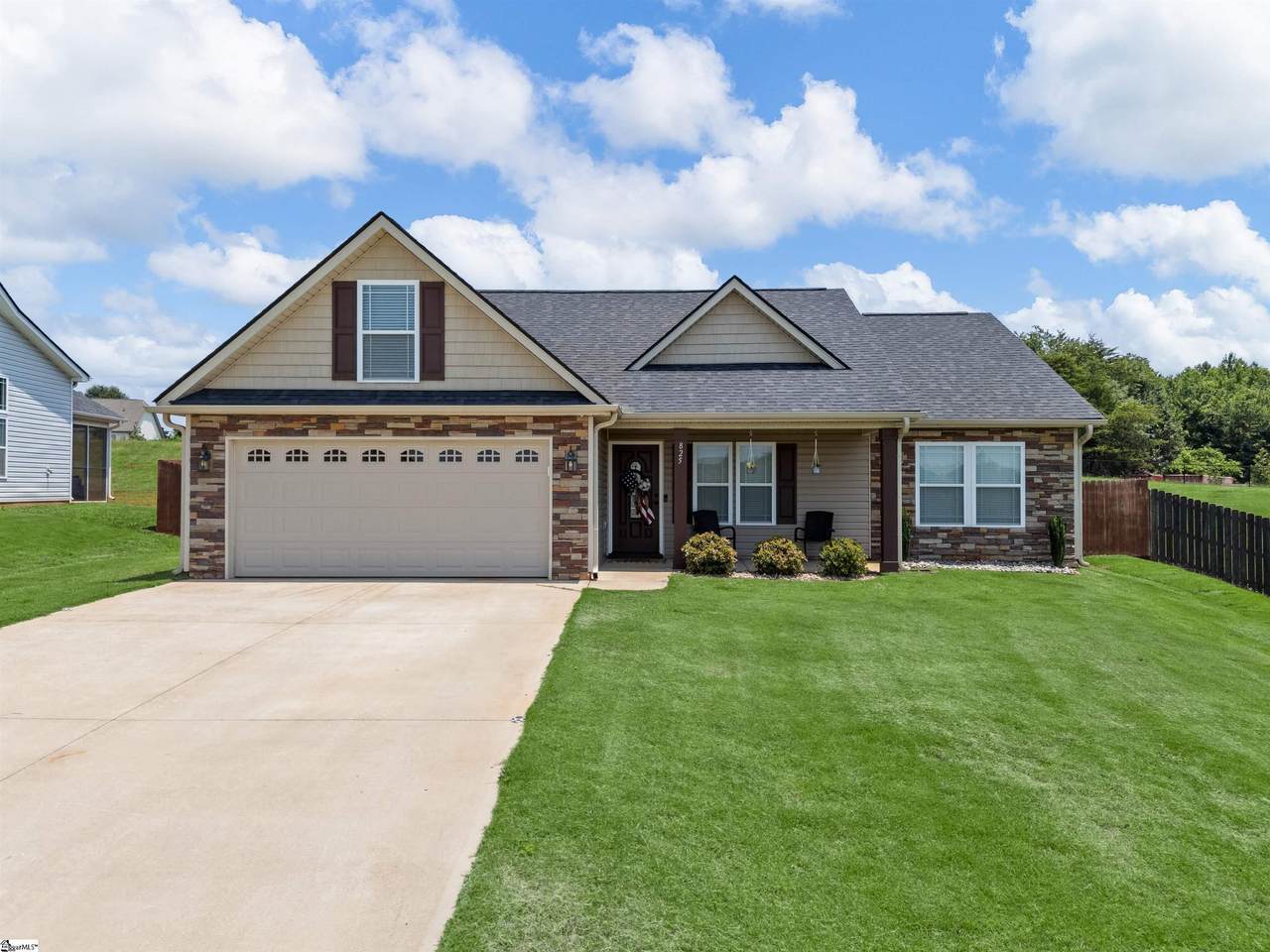 825 Brennan Way - Photo 1