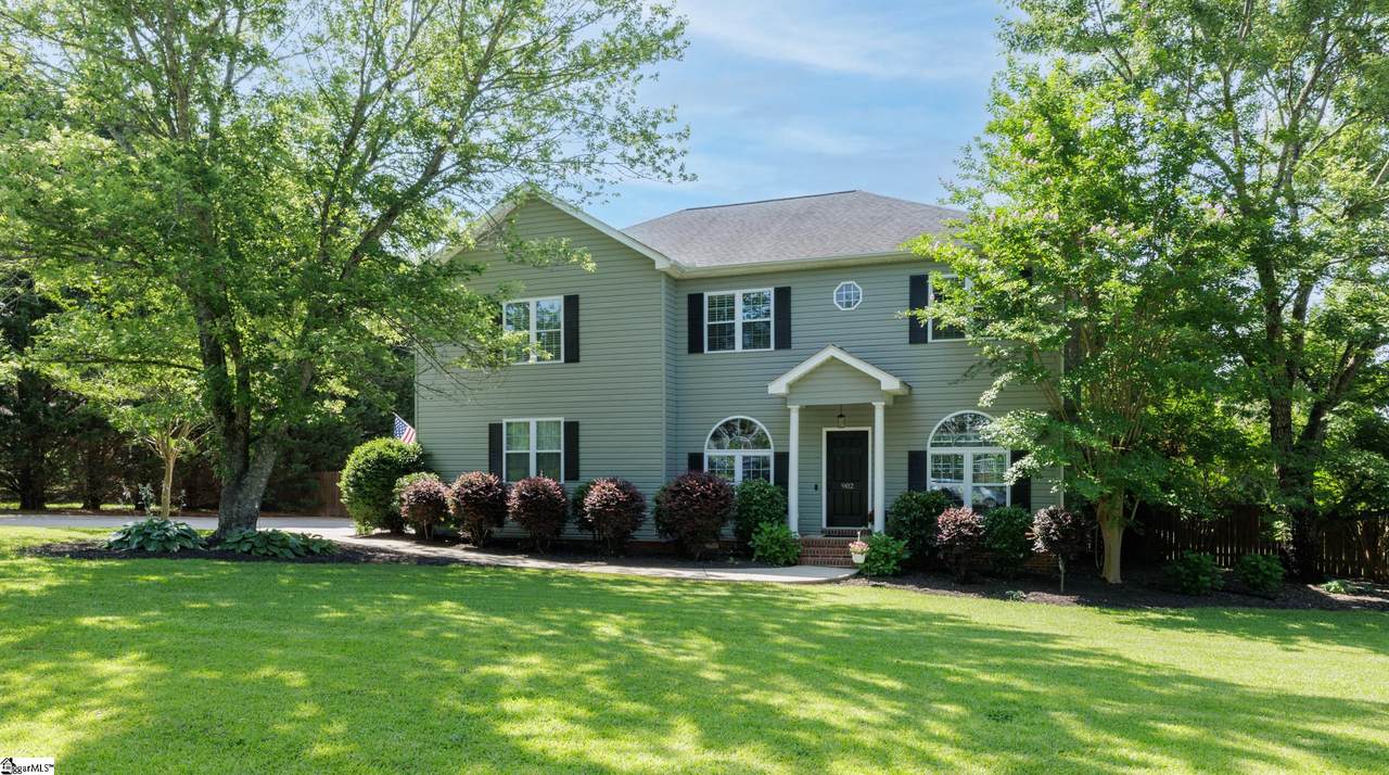 902 Lamp Light Drive - Photo 1