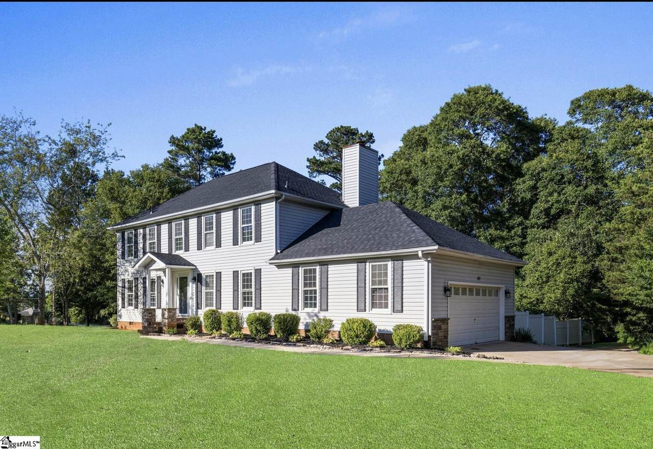 612 Walnut Way - Photo 1