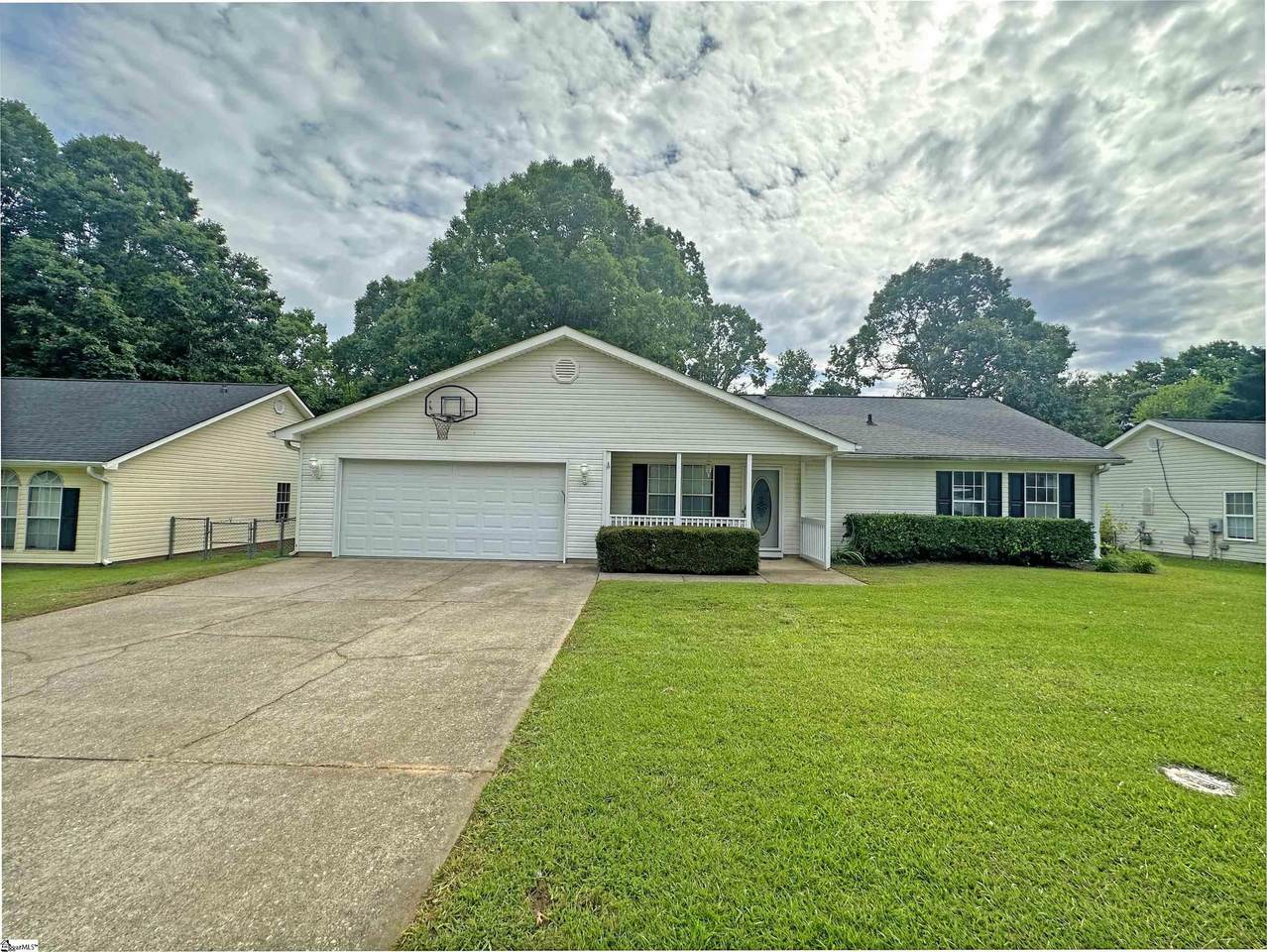524 Country Gardens Drive - Photo 1