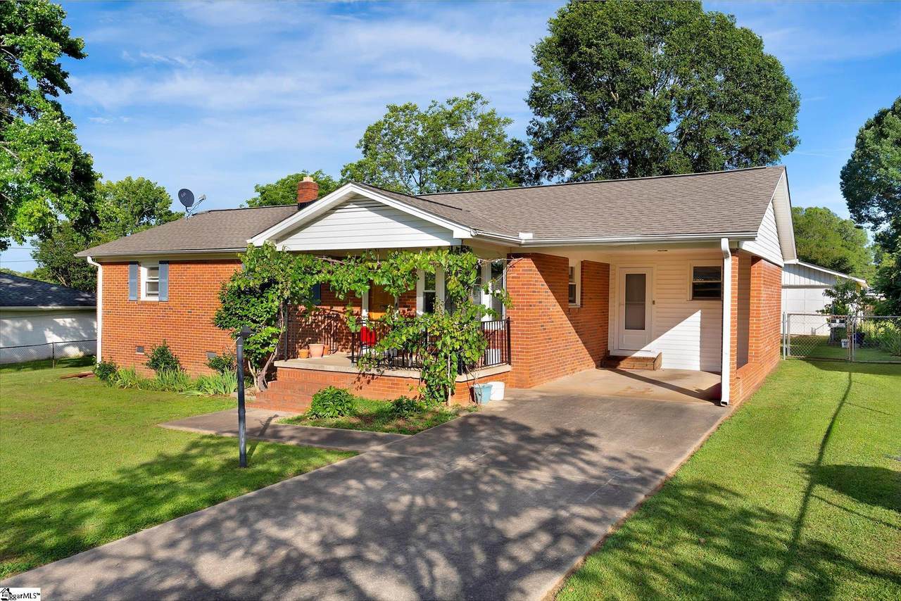 110 Cherrylane Drive - Photo 1