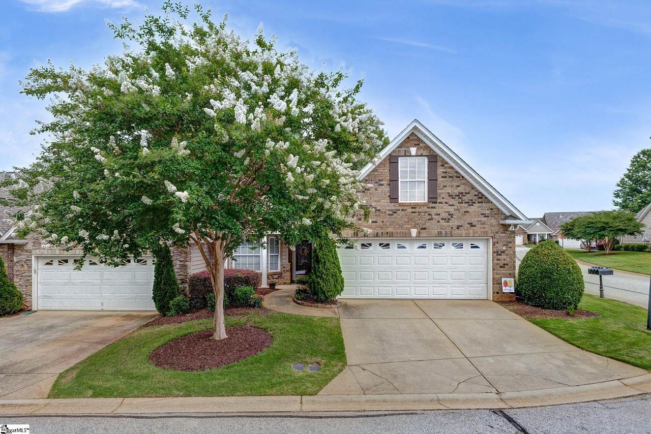100 Hingham Way - Photo 1