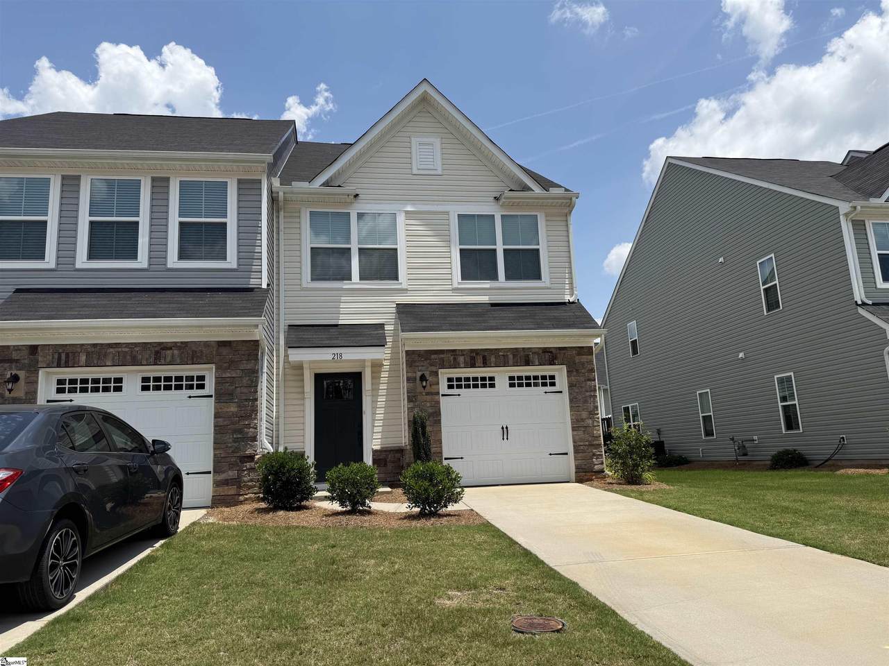 218 Hipps Crossing Drive - Photo 1
