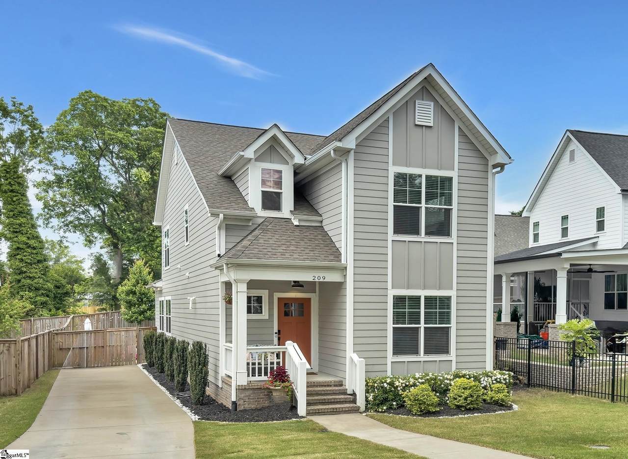 209 Pinckney Street - Photo 1