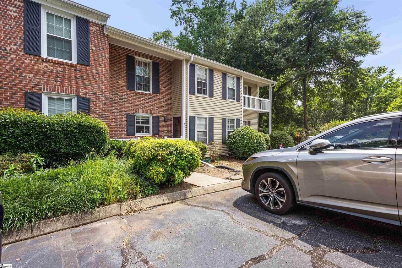 104 Bay Court - Photo 1