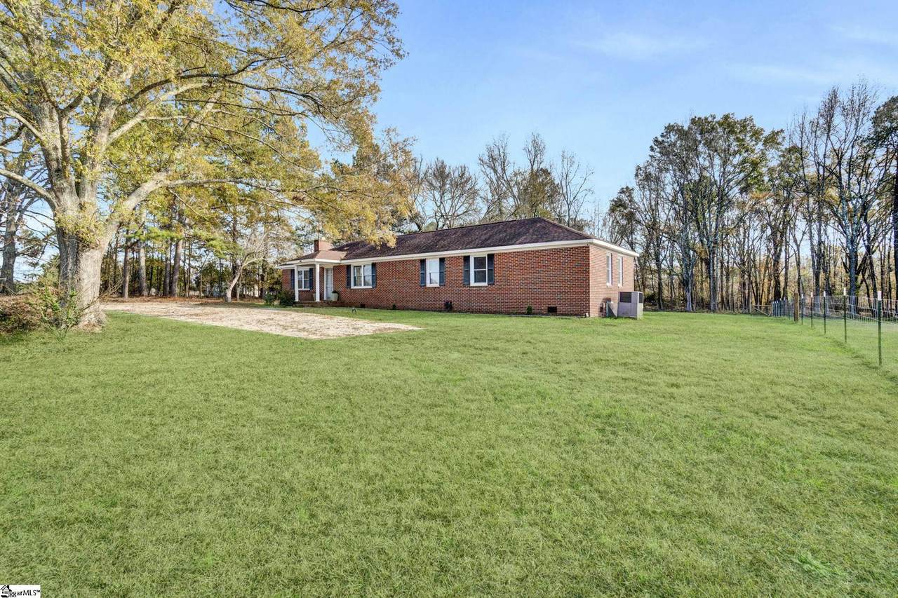 5568 Mountville Road - Photo 1