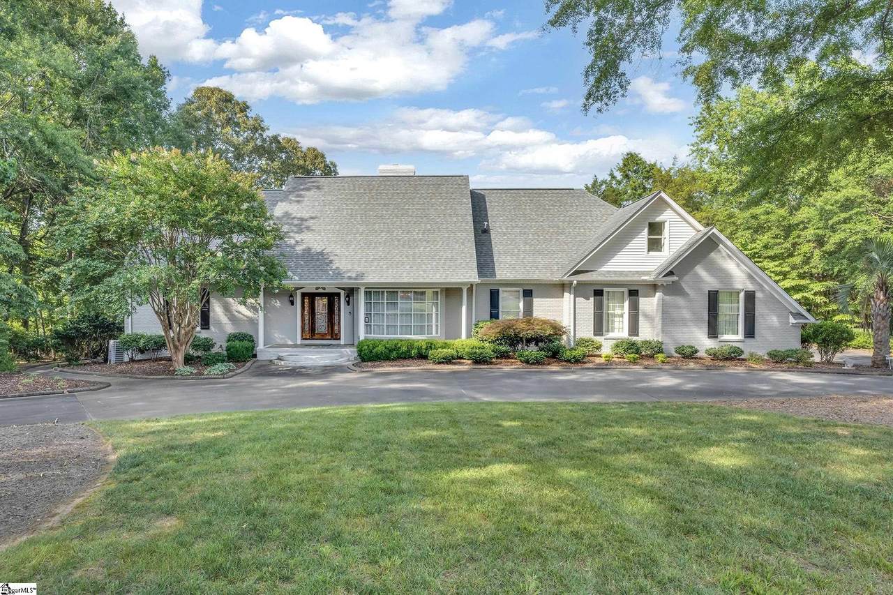 207 Carolina Club Drive - Photo 1