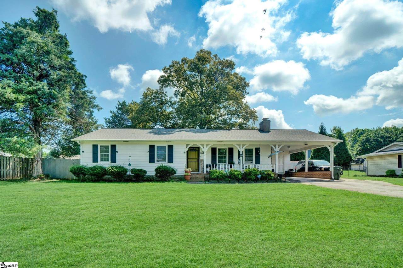 203 Evergreen Street - Photo 1