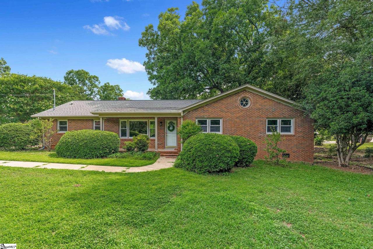 105 Martindale Drive - Photo 1